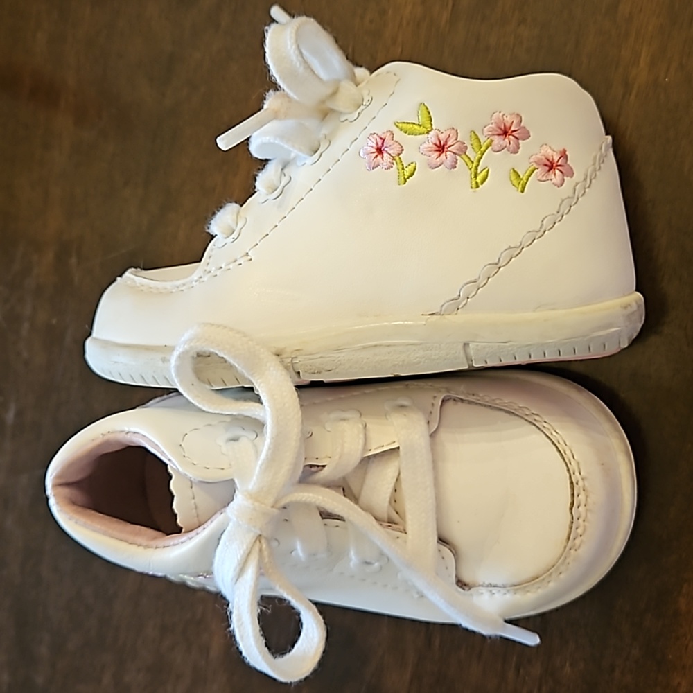 Stride Rite Baby Girl shoe